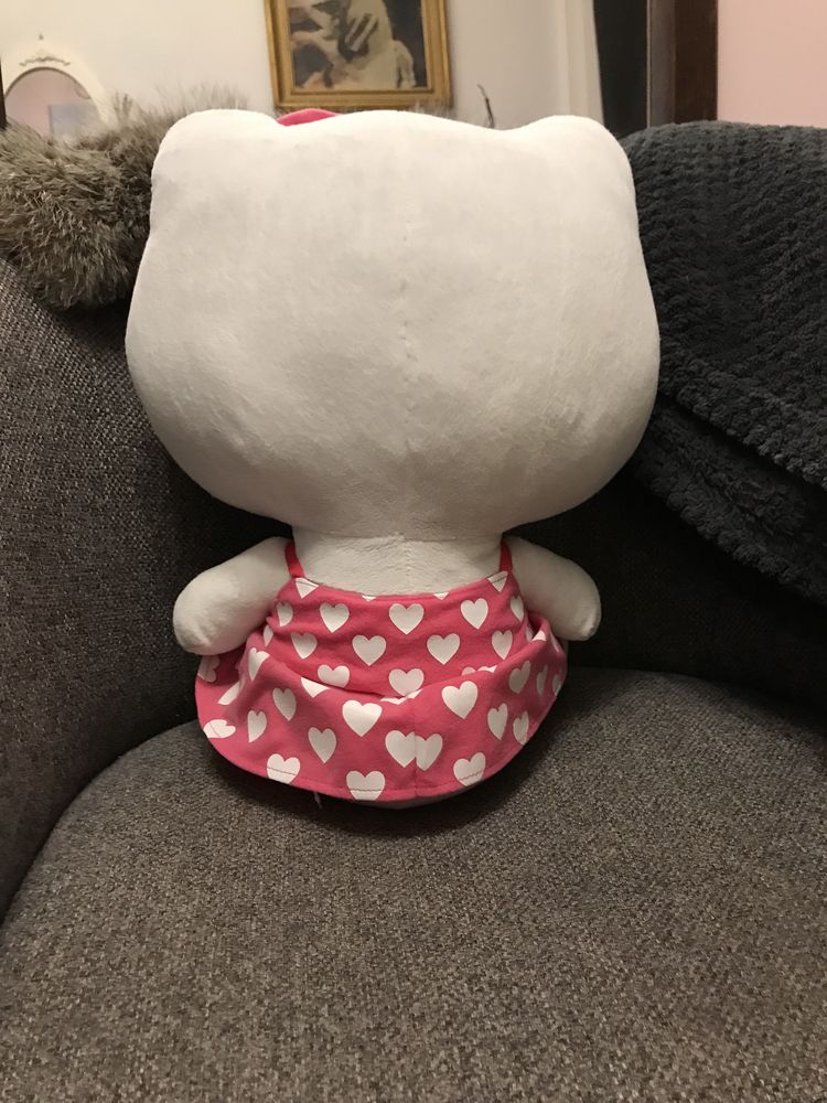 Maskota pluszak Hello kitty kotek sanrio