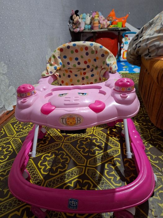 Ходунки для дитини