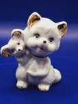 Figurka porcelanowa Kotek z myszką