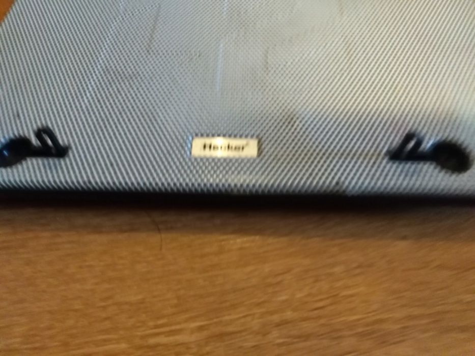 Podstawka chłodząca do laptopa