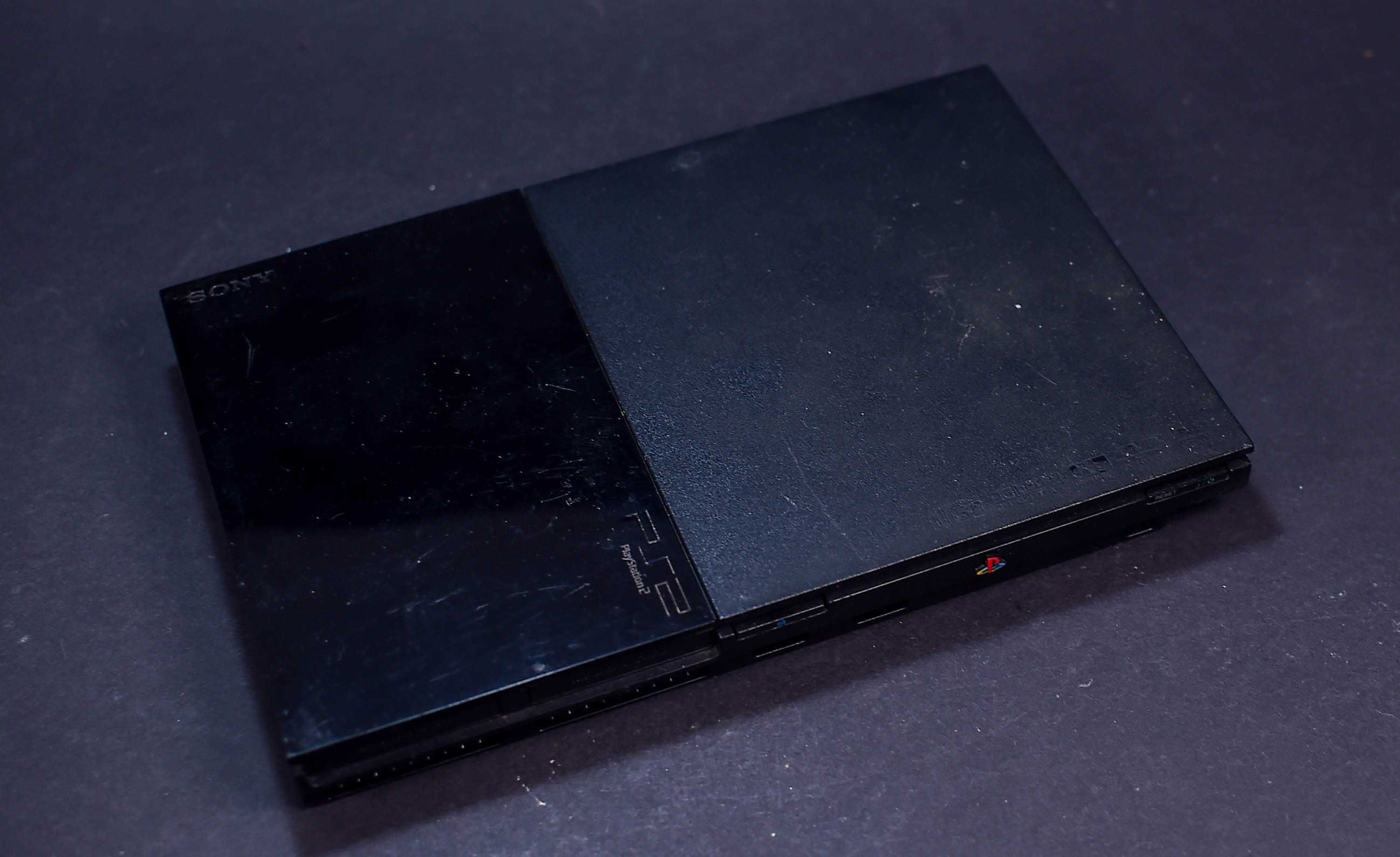 Konsola Sony PS2 Slim SCPH-90004 (NR.0006)