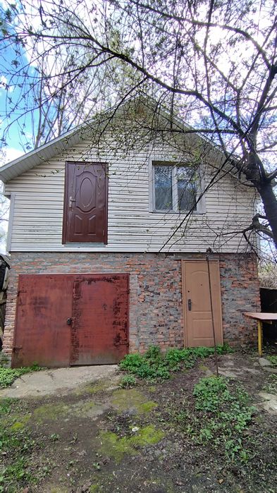 Часть дома на ул. Крапивницкого, р-н нефтебазы