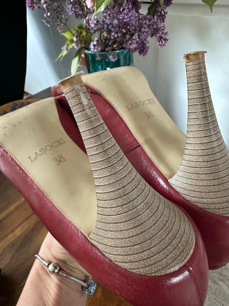 Buty damskie szpilki Lasocki 38