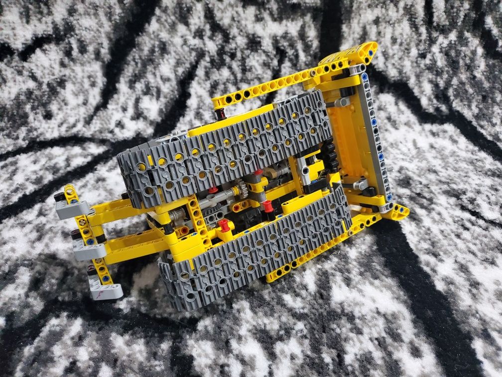 Lego Technic 42028 Buldożer
