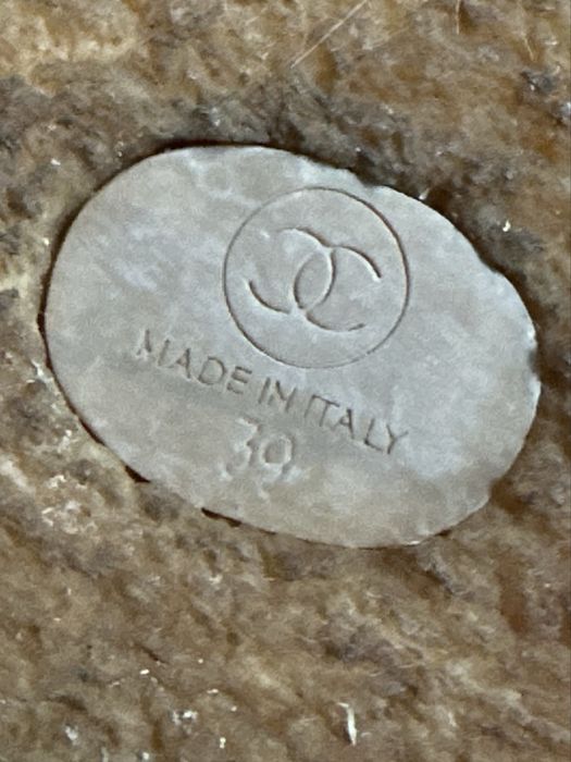 Чоботи Chanel, оригінал