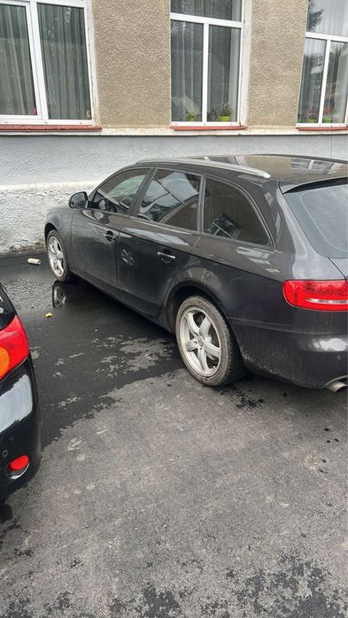Ауді a4 b8 2.0 tfsi 211к/с