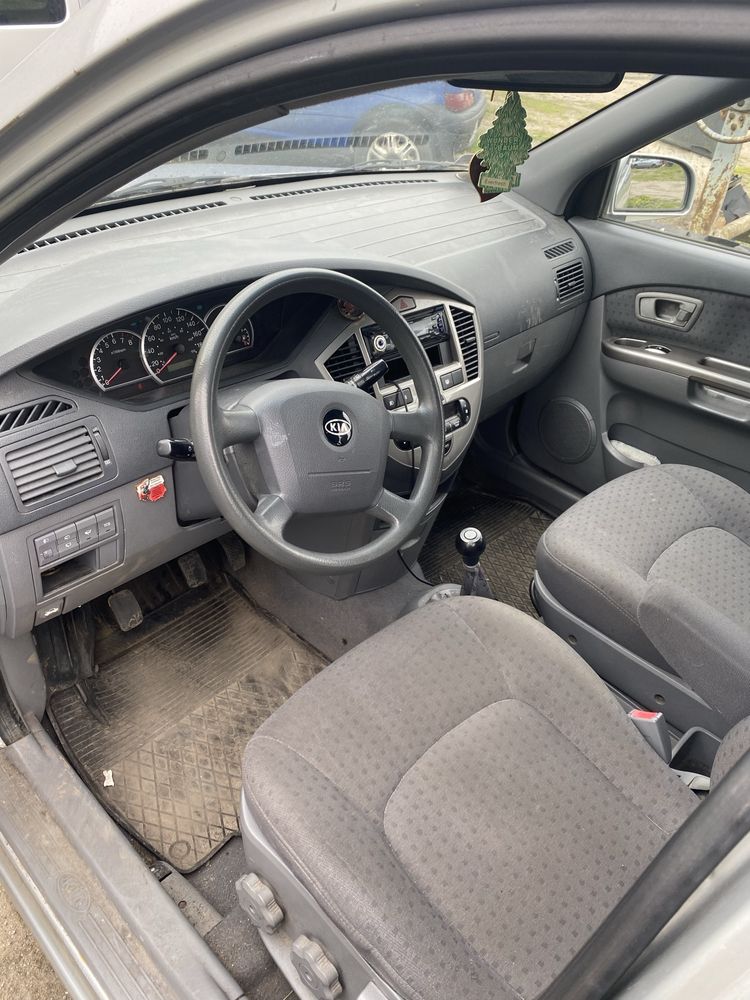 Kia carens 2004 2.0 benzyna