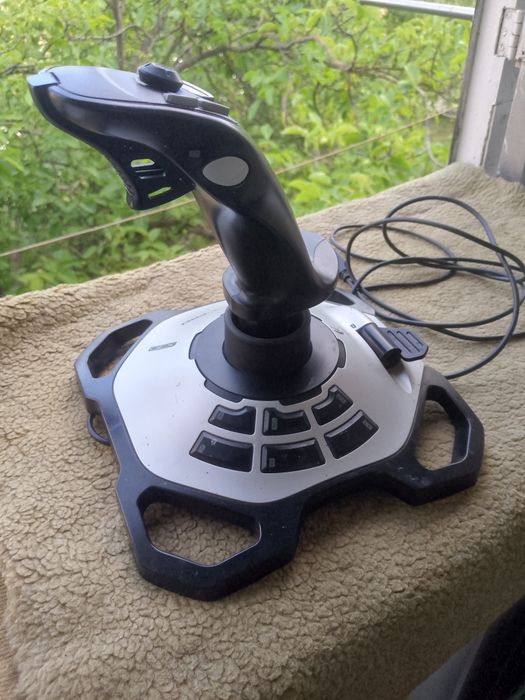 Геймпад Logitech extreme 3D Pro