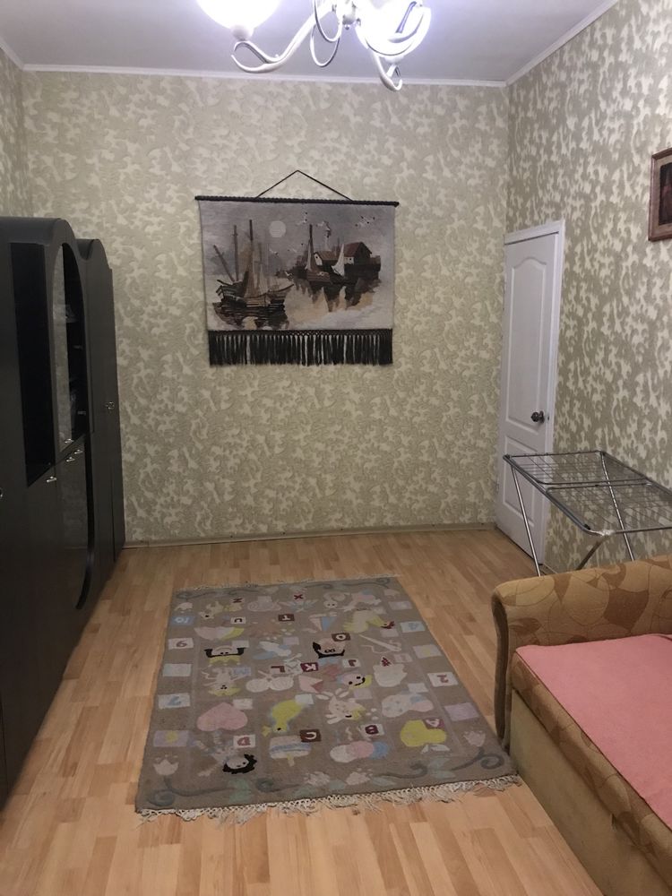 Сдам посуточно комнату в квартире с хозяйкой