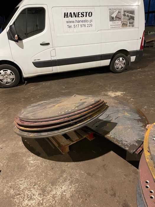 Ślimak Mieszadło Wóz paszowy Wał paszowóz Sano Strautmann Kuhn troilet