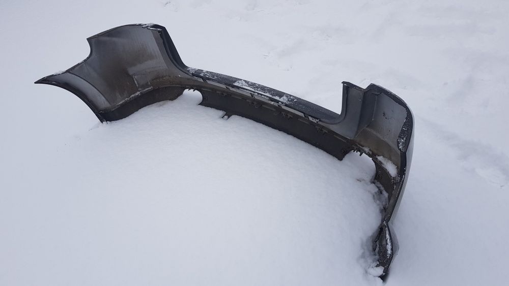 Zderzak + dyfuzor tył tylni tylny z20r czarny opel signum