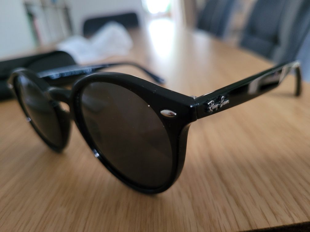 Okulary przeciwsłoneczne Ray-Ban RB 2180 rozmiar 49