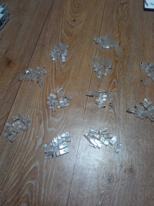 Продам Коннекторы RJ 45