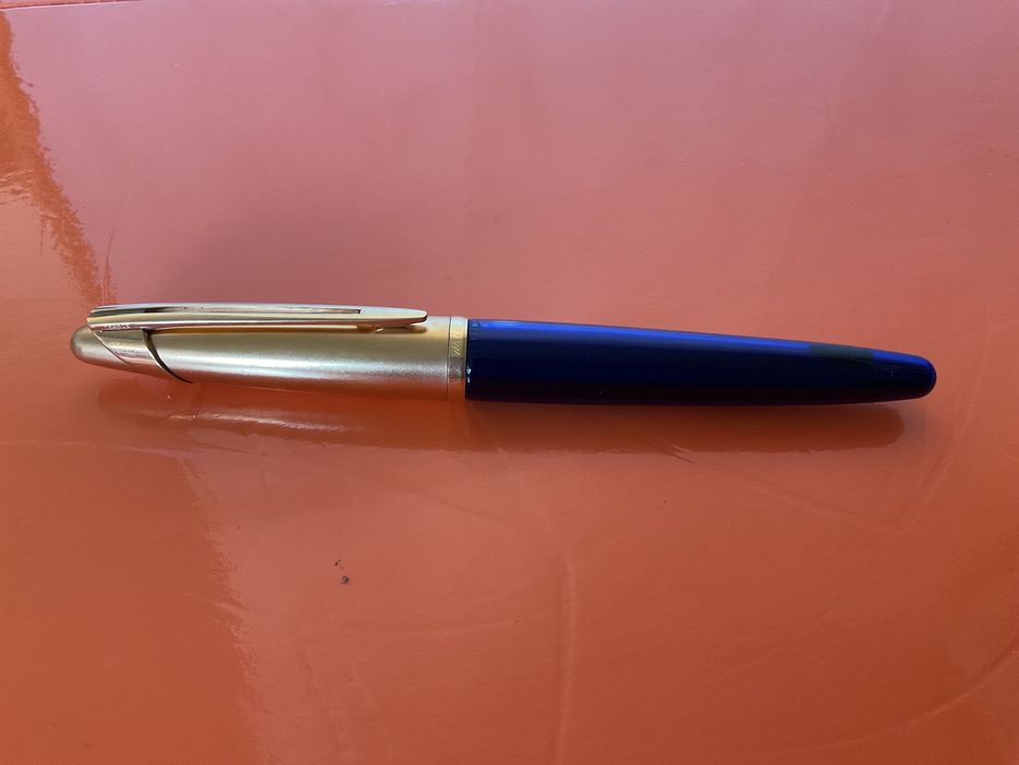 Caneta Waterman Edson Azul safira com aparo ouro 18k