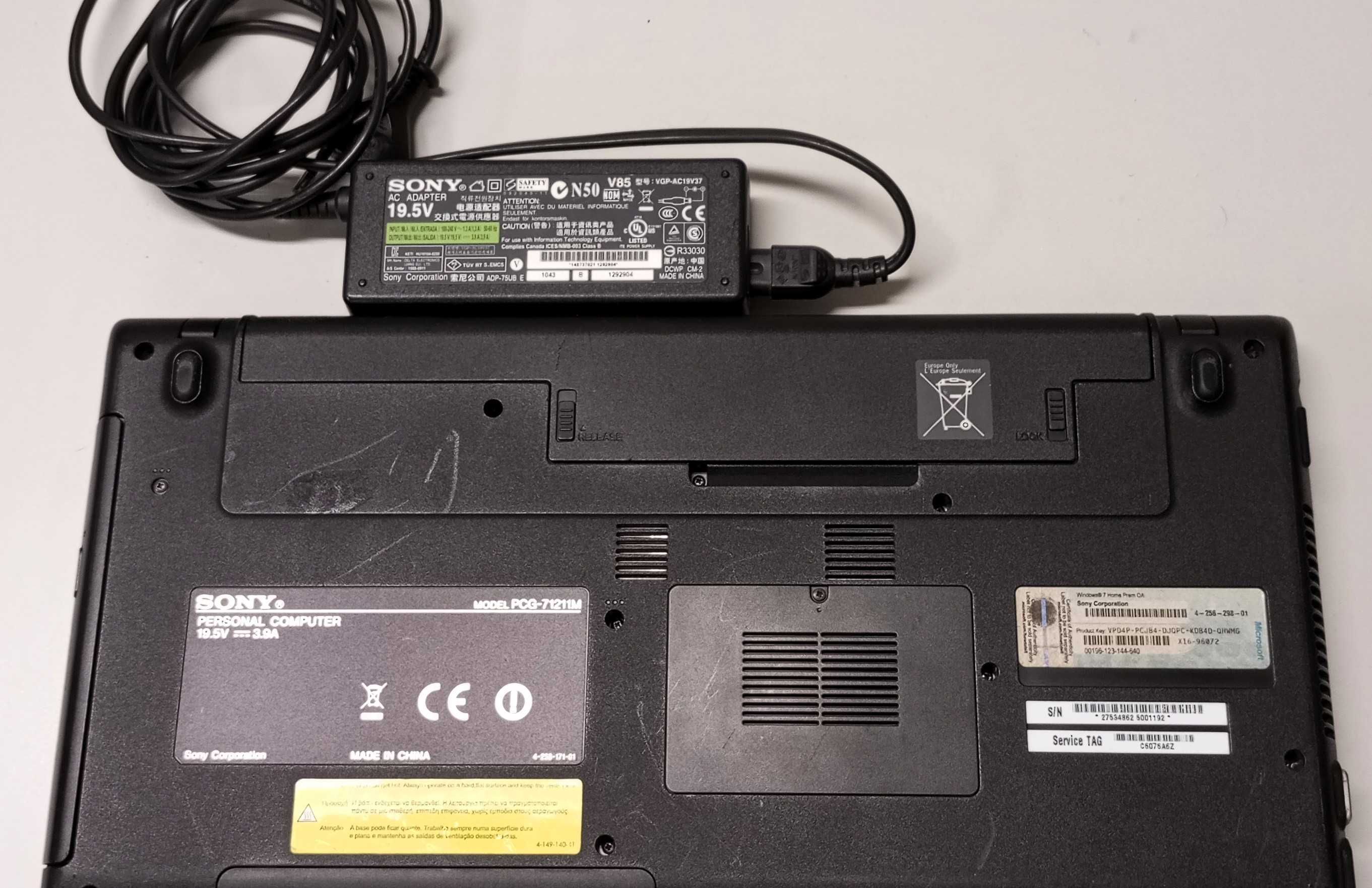 Portátil Sony Vaio PCG-71211M - Para Peças