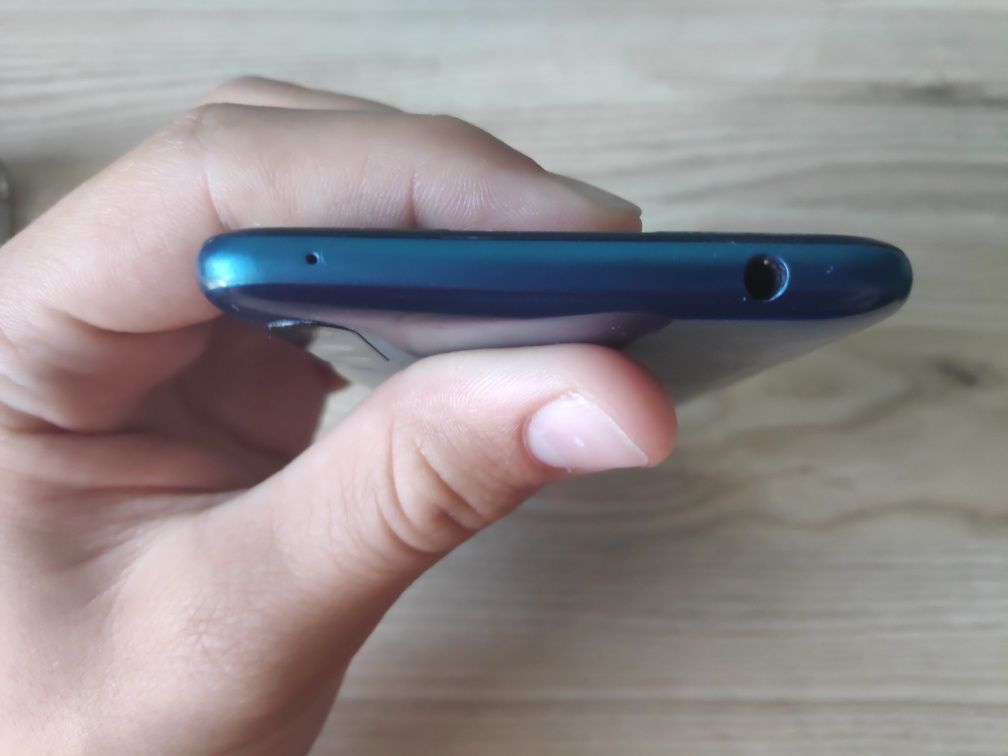 Alcatel 1s 2020 z etui