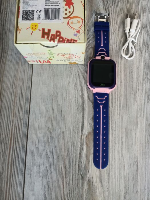Dziecięcy Smartwatch z Latarką i Lokalizatorem