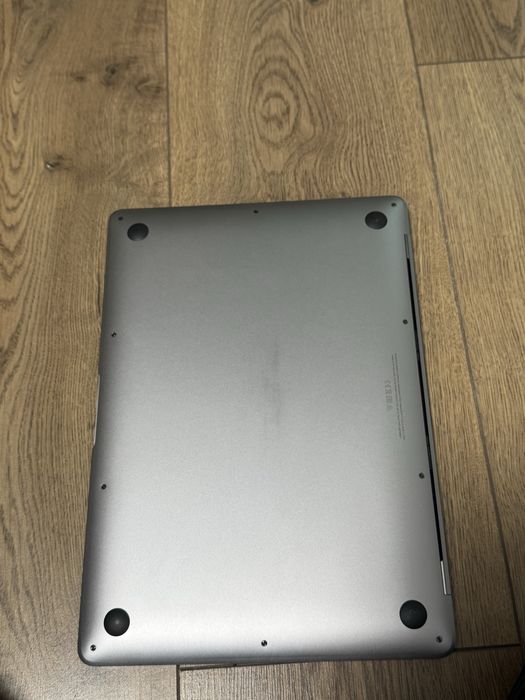 macbook air 2020 16/256