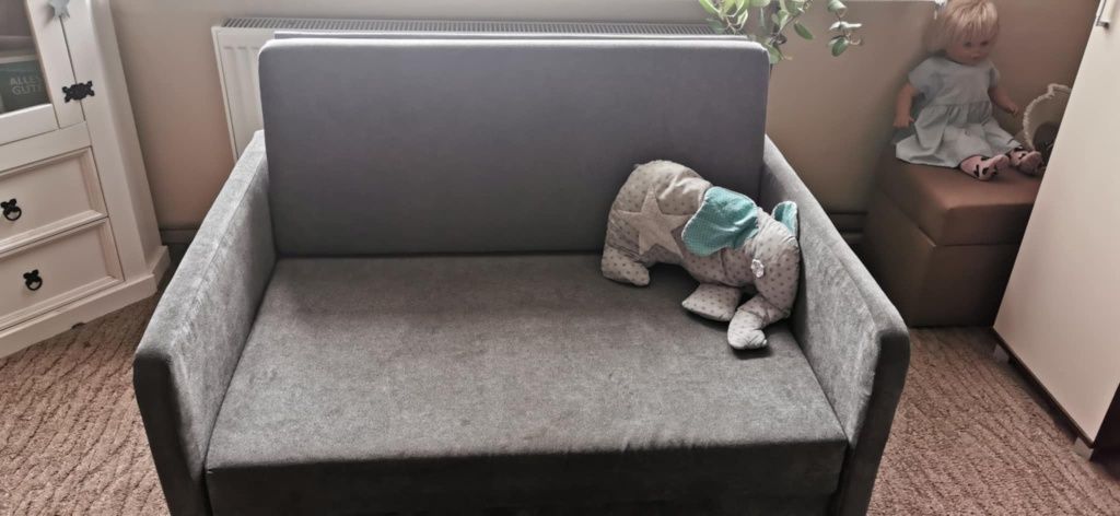 Kanapa dwuosobowa jak nowa 120cm rozkladana
