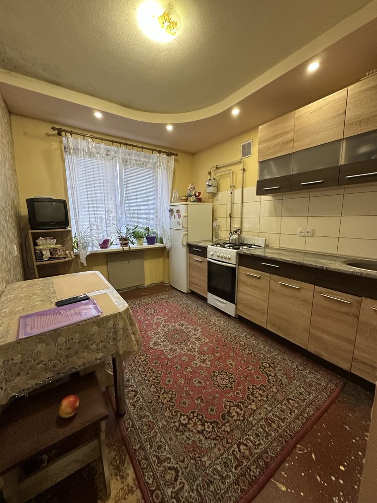 Продам 1-комн Чешка YANOVA