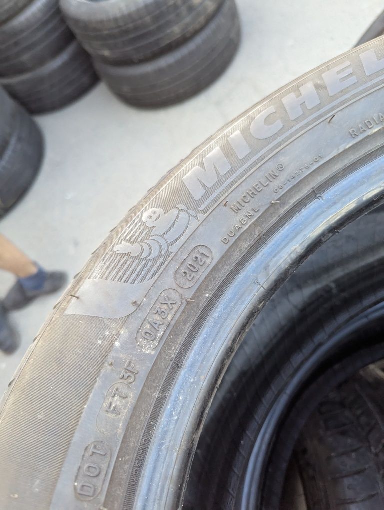 215/55R17 Michelin Primacy 4
