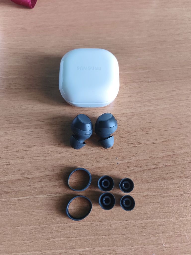 Samsung Galaxy Buds FE