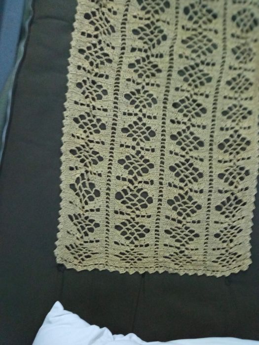 Serweta stołowa szydelko 106/46