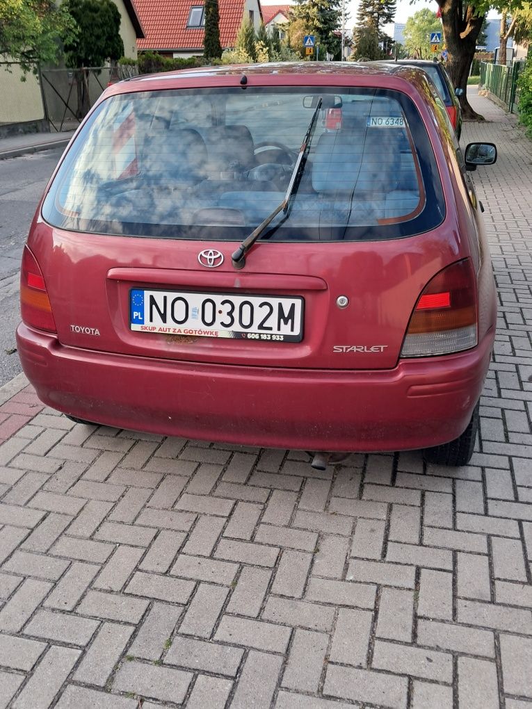 Toyota starlet ..