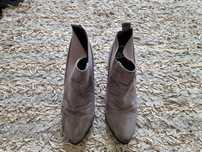 Botins cinzentos Marca CODE 36