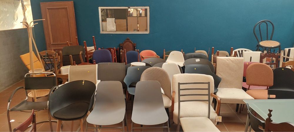 Cadeiras modernas varias