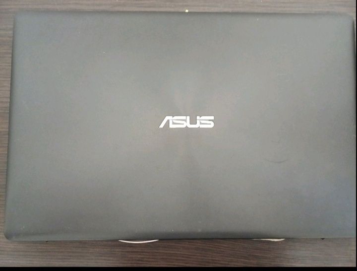 Кришка матриці від ноутбука Asus X550C

Продам кришку мстриці від ноут