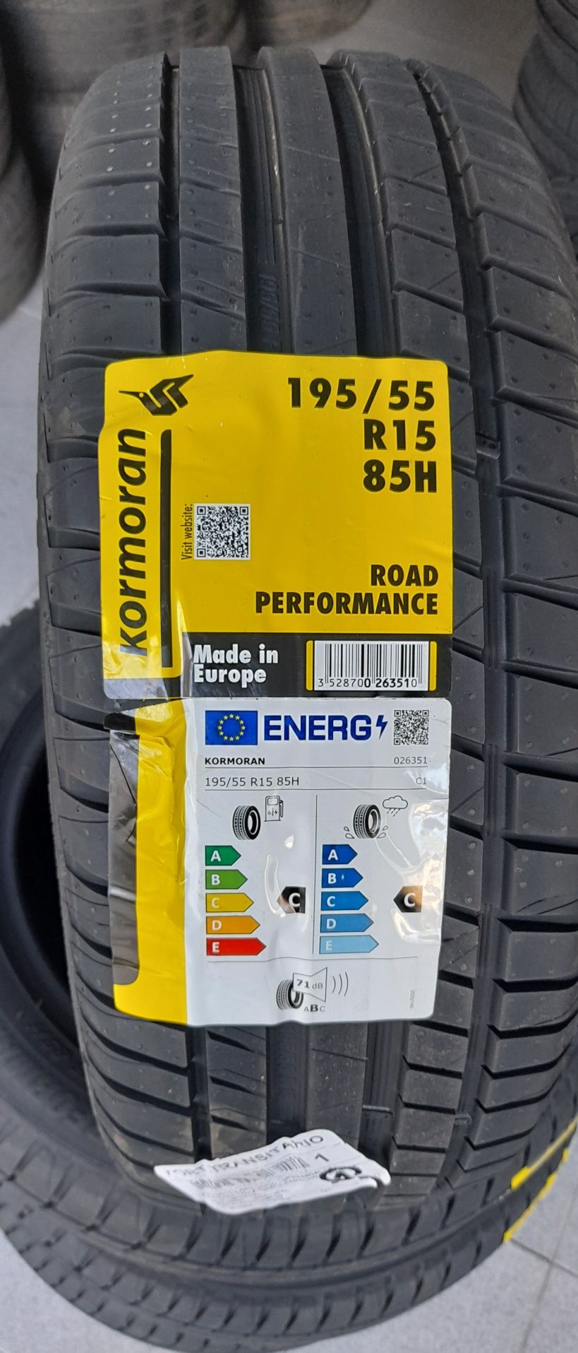 Pneus Super Preço Kormoram  205.55.16 - 55€  novos 225.45.17 - 60€ cad