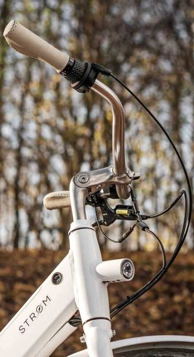 Bicicleta Eléctrica de Cidade STRØM CITY W (NOVA)