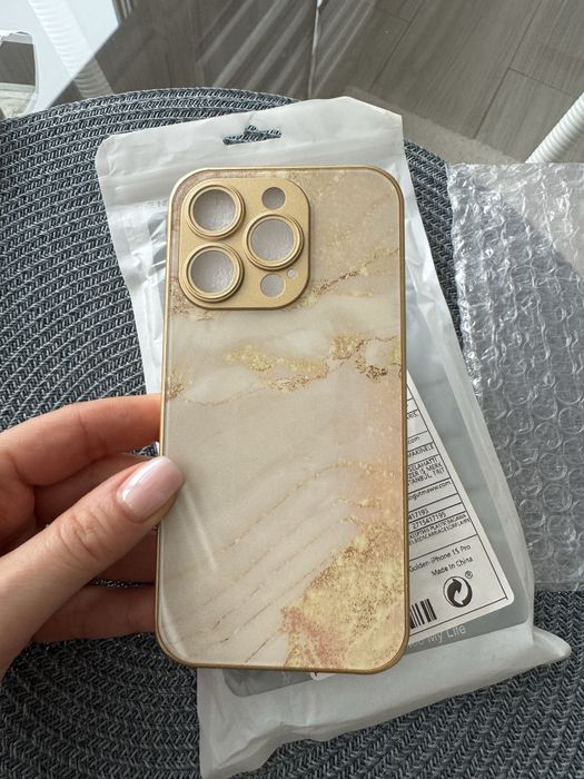 Продам новий чехол на Айфон iPhone 13 та Айфон 15 pro