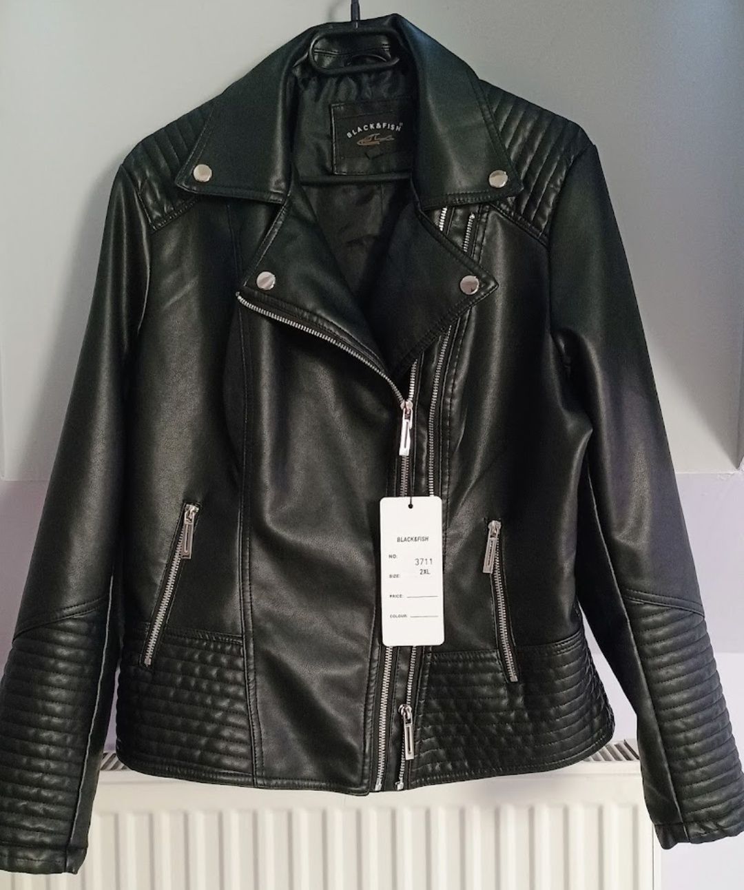 Ramoneska w rozmiarze 2XL(110cm biust)