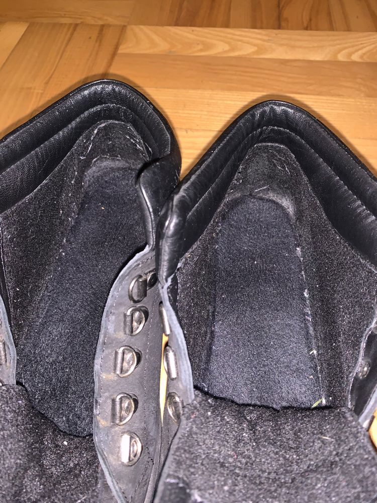 Buty ze skóry naturalnej rozm 39