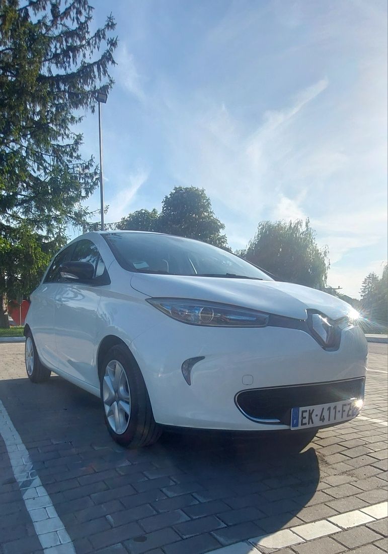 Рено ZOE 2017 рік