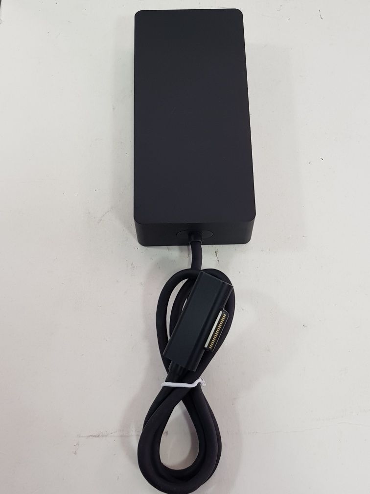 Док-станция Surface Dock 1661