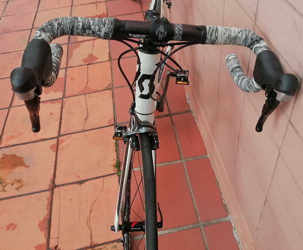 Vendo bicicleta estrada
