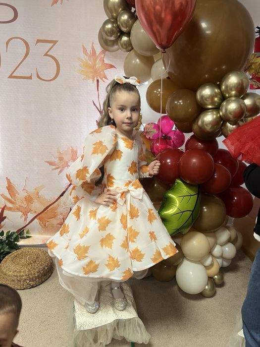 Дитяча сукня нарядна на всвято