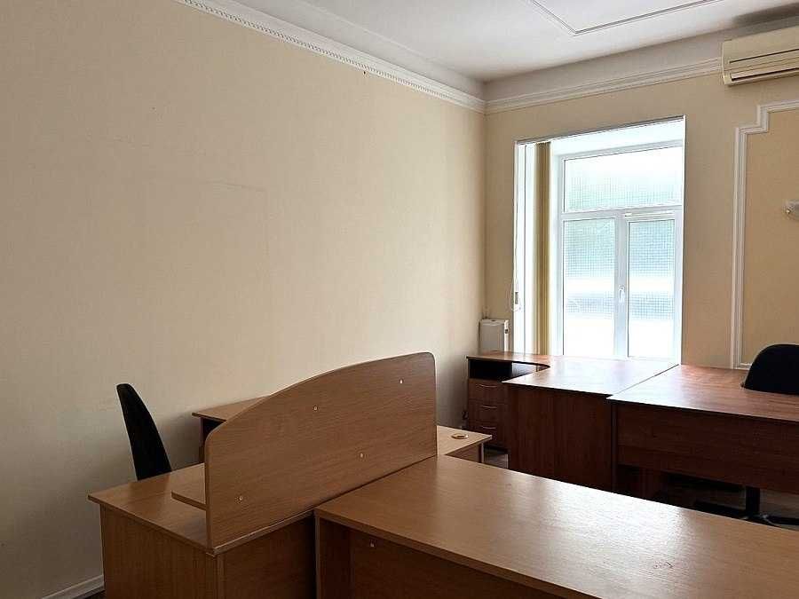 БЕЗ% Оренда офісу 500 м2, вул. Мазепи, метро Арсенальна,