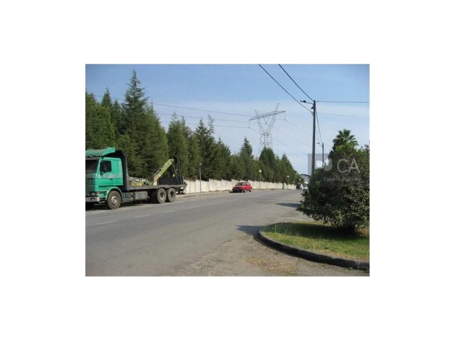 (58) Terreno Rustico p construção c 30.520 m2 - Lugar do Outeiro, G...