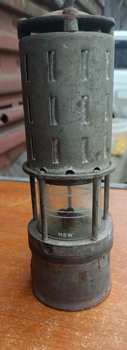 Лампа керасінова. Керосинова лампа. Лампа. Ліхтар. Фонарь. Фанарик.