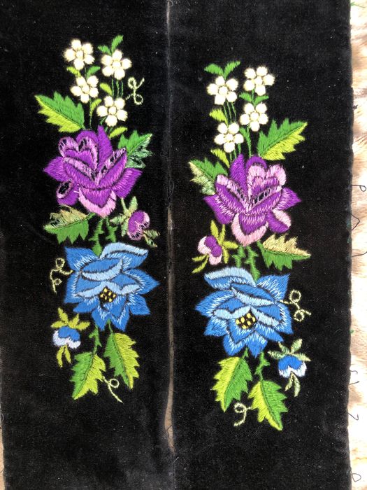 Stroj Łowicki  hafty