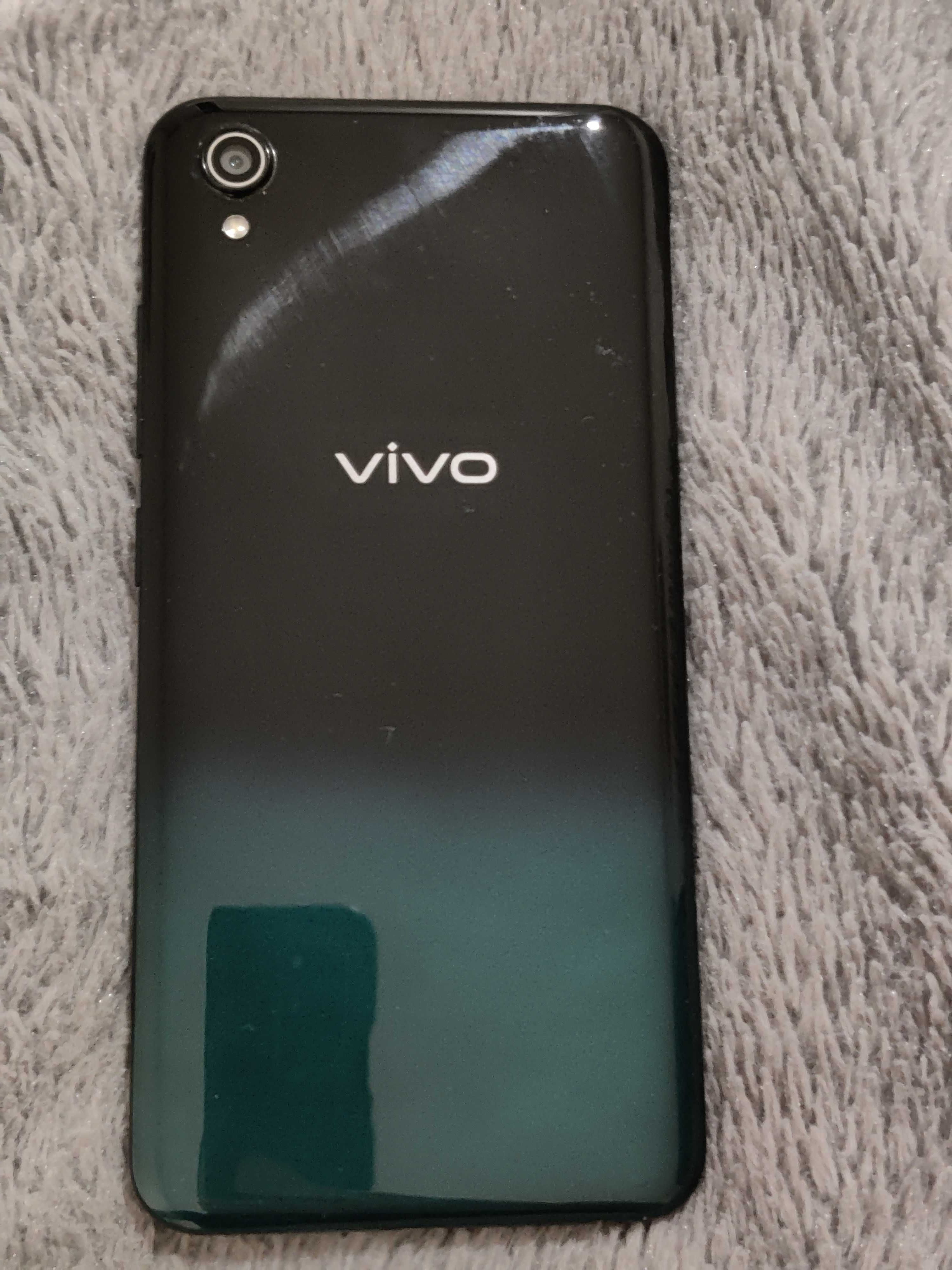 Smartfon Vivo Y1s