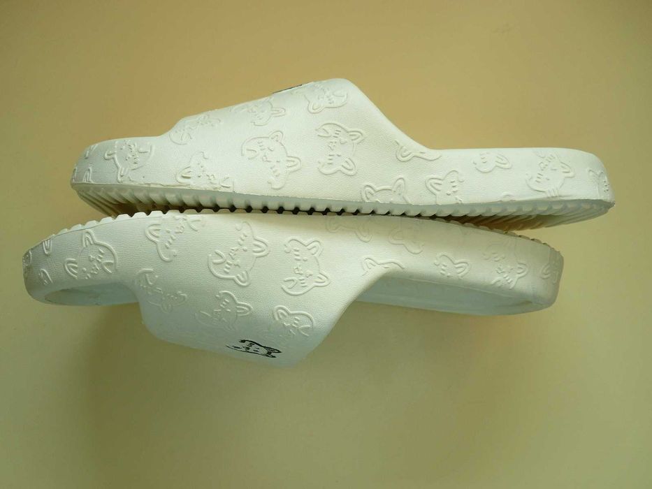 Білі пляжні банні літні домашні шльопанці тапці капці з EVA(піна)