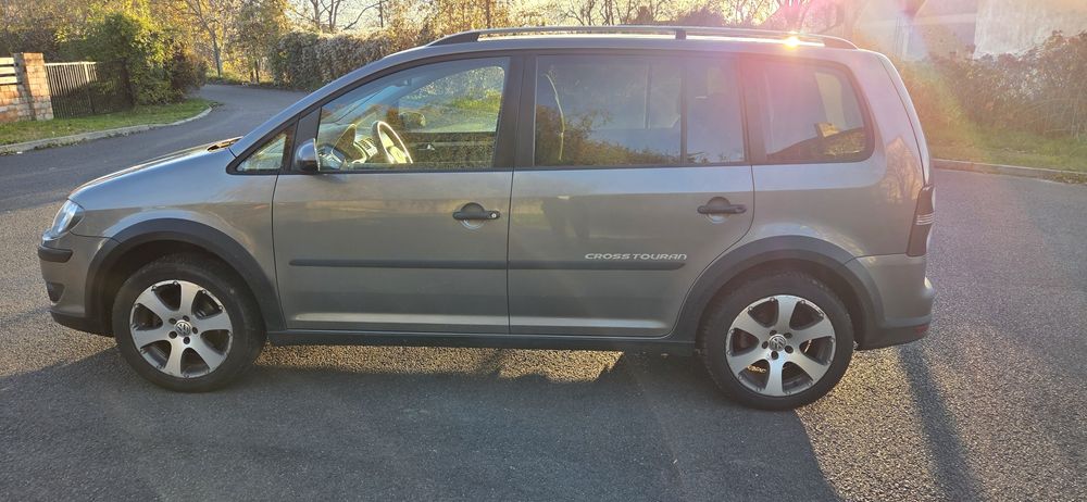 Vw Touran Cross 1.9 TDI  2008 6 Biegów