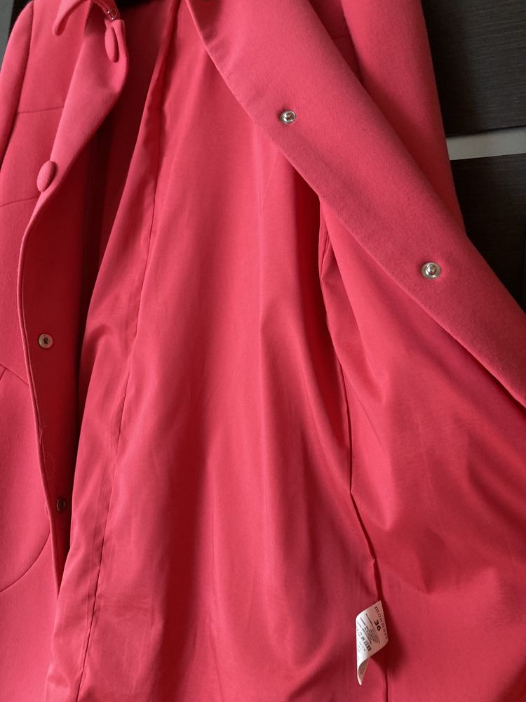 Różowy płaszcz Monnari 36 zatrzaski