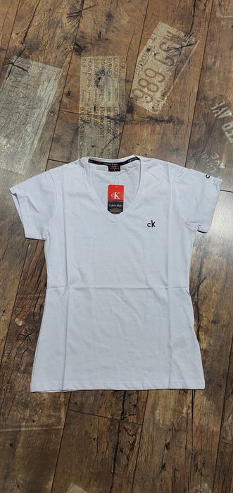 Biała koszulka damska bluzka dekolt serek premium logo S