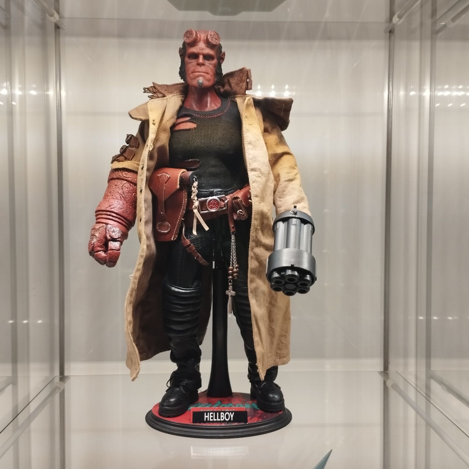 PRZECENA Figurka Hellboy/Hellman